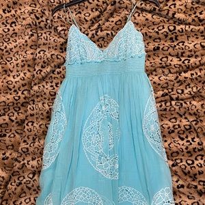 BCBG MAX AZRIA SKY BLUE EMBROIDERED SUNDRESS